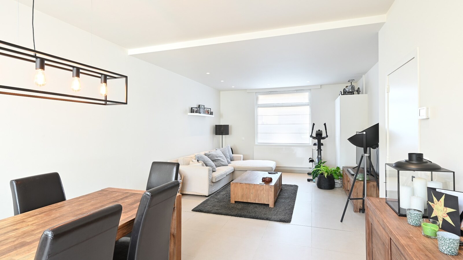 Knap gerenoveerde en ruime gezinswoning vlakbij het centrum &amp; strand 