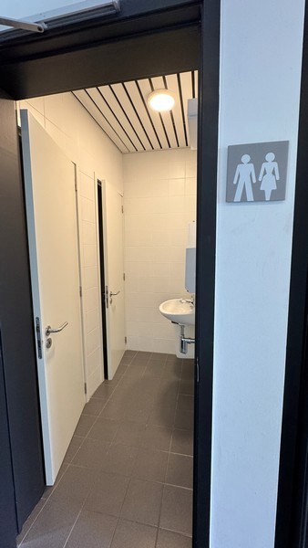 Gerenoveerde kantoren te huur aan N70 in Lochristi