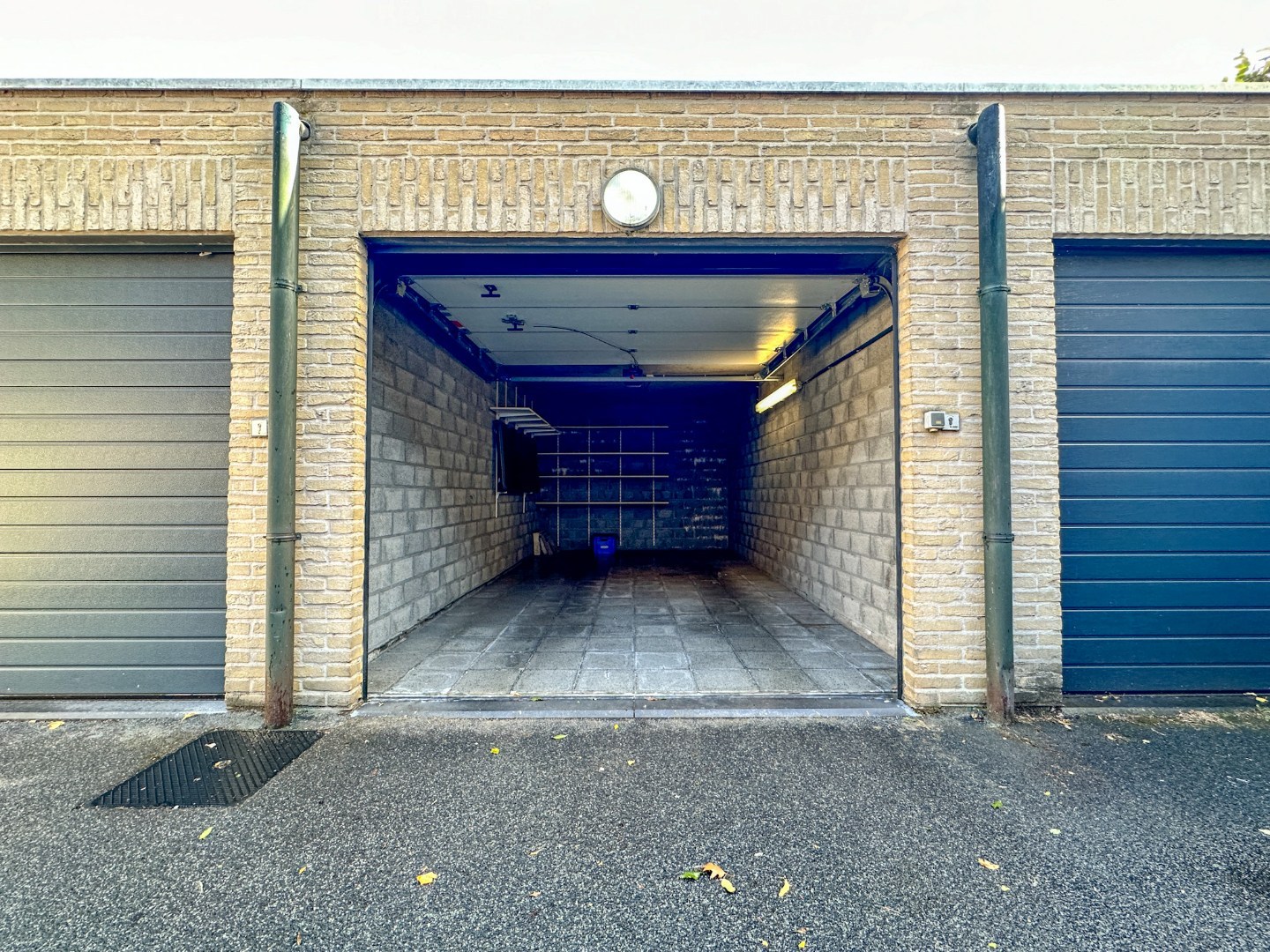 Instapklaar 2-slaapkamer appartement met 2 terrassen (en garage), topligging Torhout. 