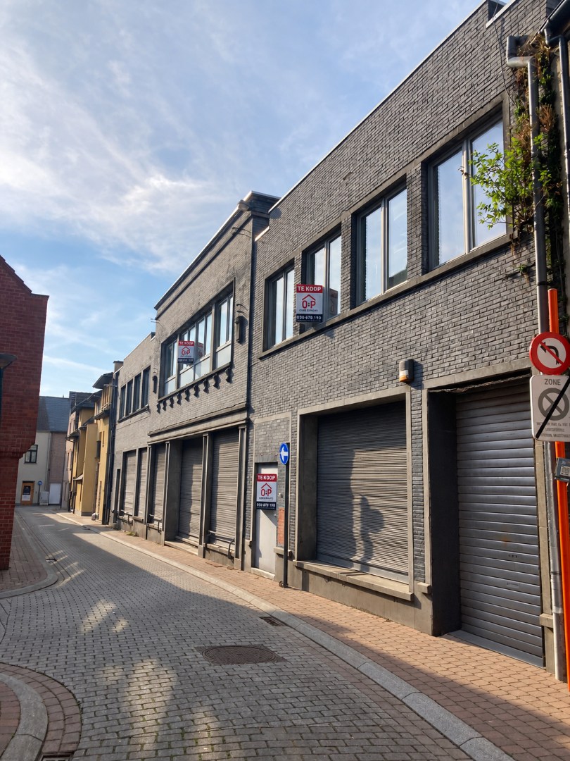 Interessante projectlocatie voor stads-woonproject met handel en garages (960 m²), Torhout 
