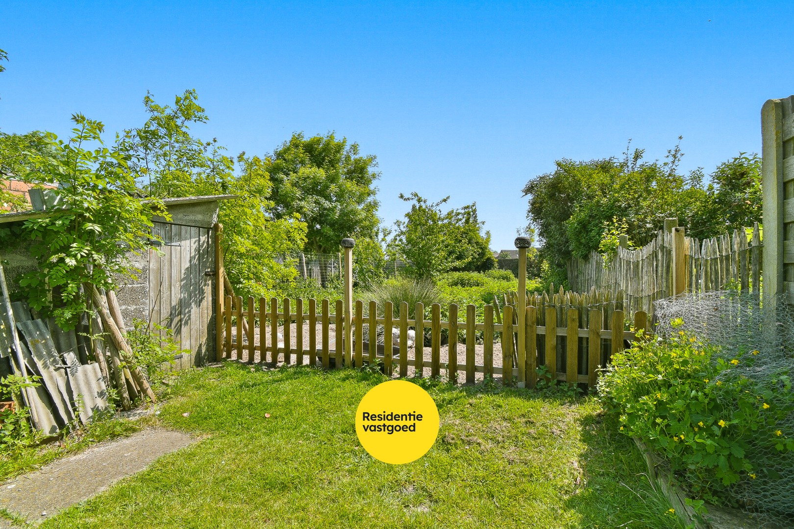 Gezinswoning met ruime tuin 