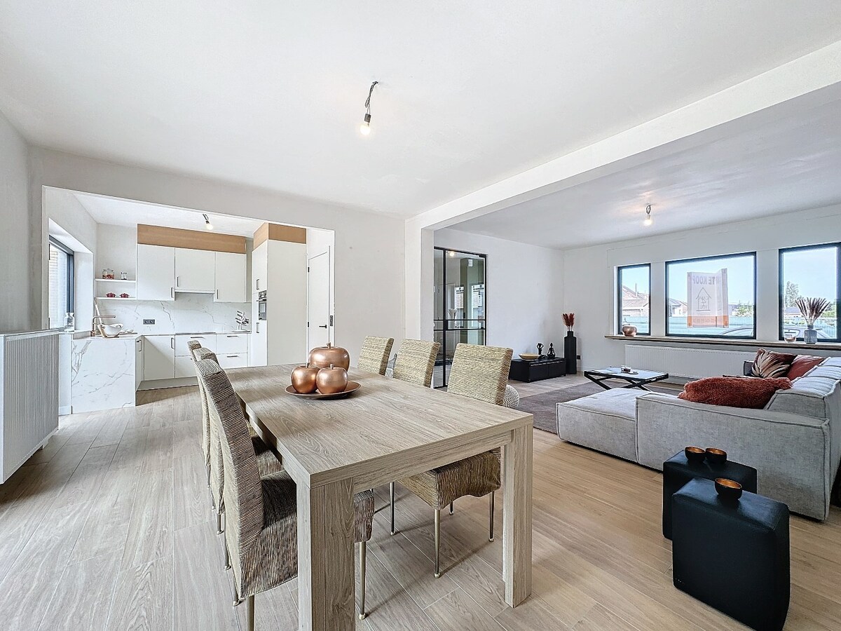 Top renovatieproject op residentiële ligging te Bevegem 