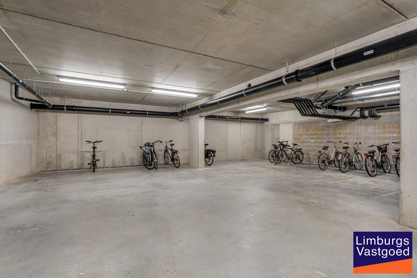 Modern appartement met terras, autostaanplaats + kelderberging 