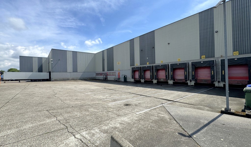 Logistiek gebouw te huur in industriezone Mechelen-Noord