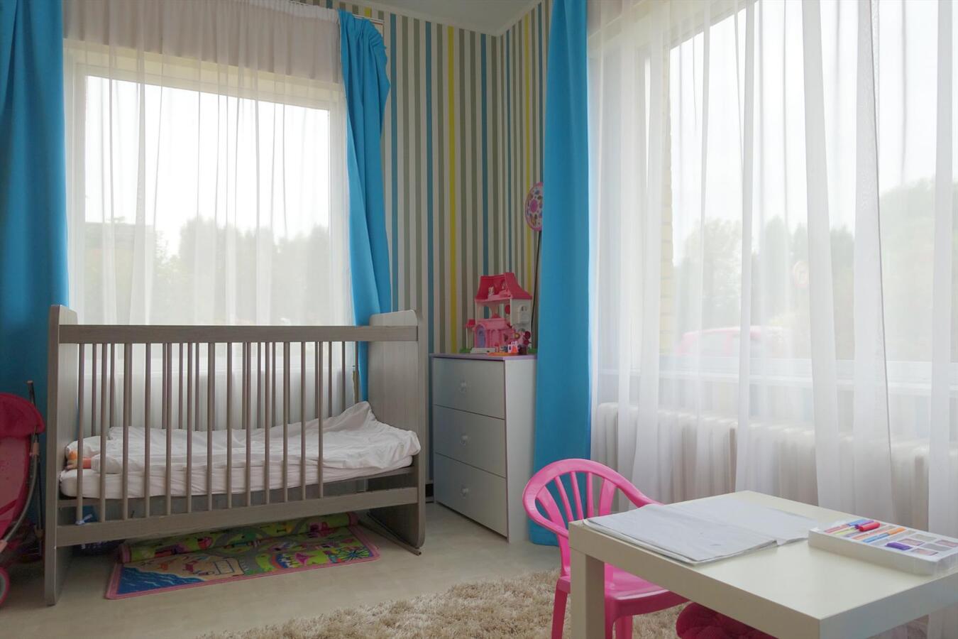 Ruime bungalow met grote zonnige tuin 