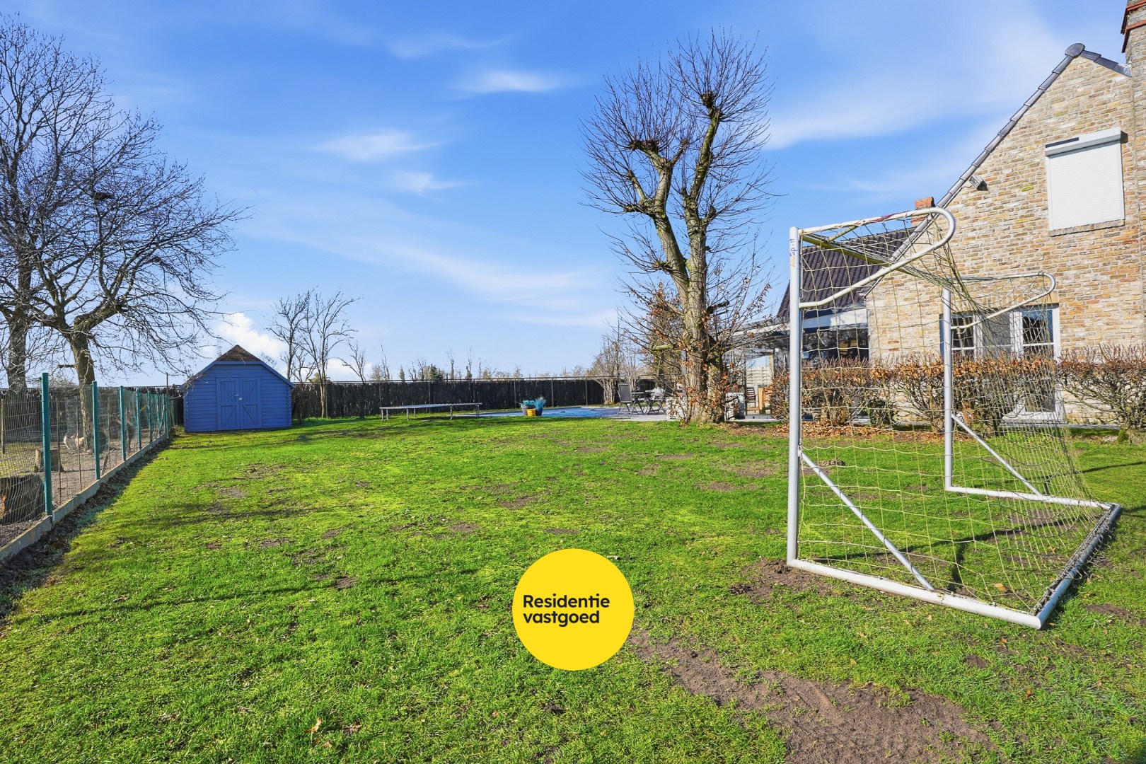 Landelijk gelegen villa met loods in Aartrijke 