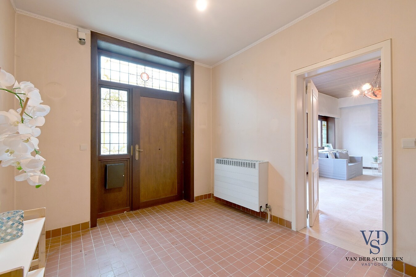 Bijzonder ruime gezinswoning. 