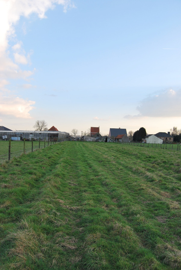 Te renoveren woning op 7390m² te Lokeren 