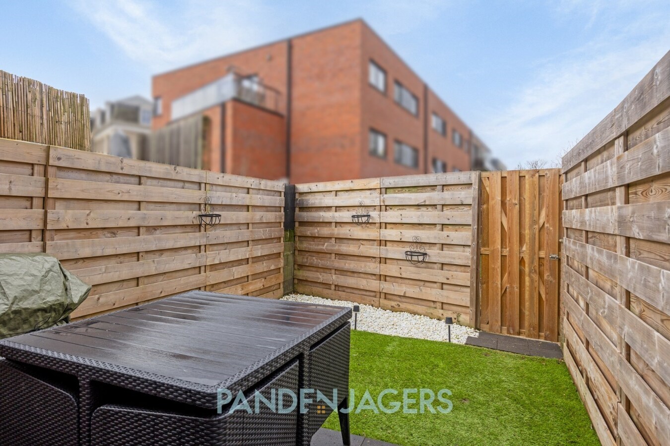 Volledig gerenoveerde woning met 3 slpks te Duffel 