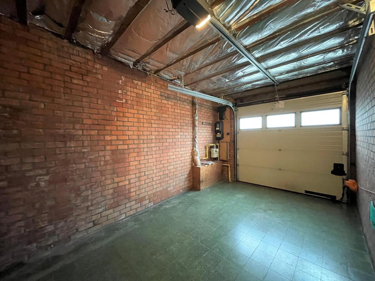 Woning met 2 slaapkamers en diepe tuin te Koekelare 