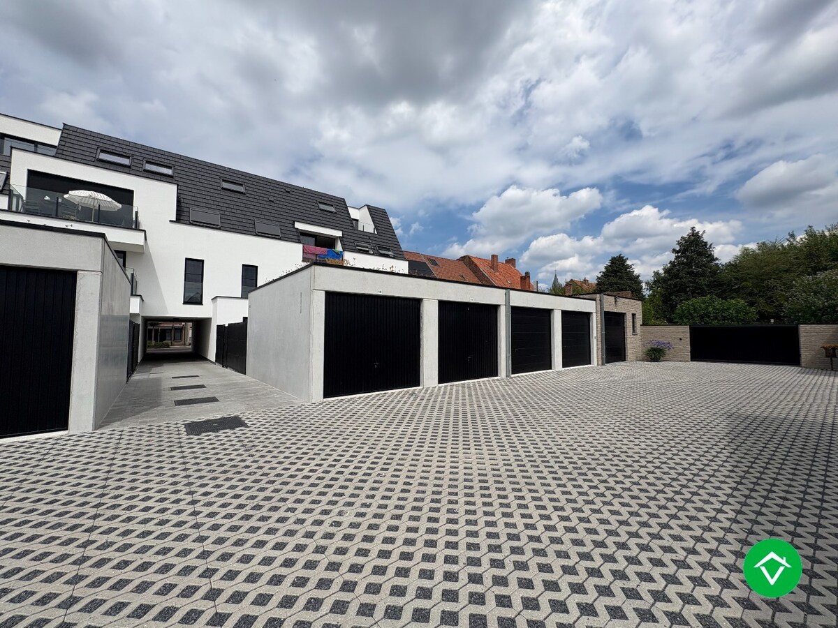 Uniek nieuwbouw appartement met 2 slaapkamers en veel zonlicht te Eernegem 