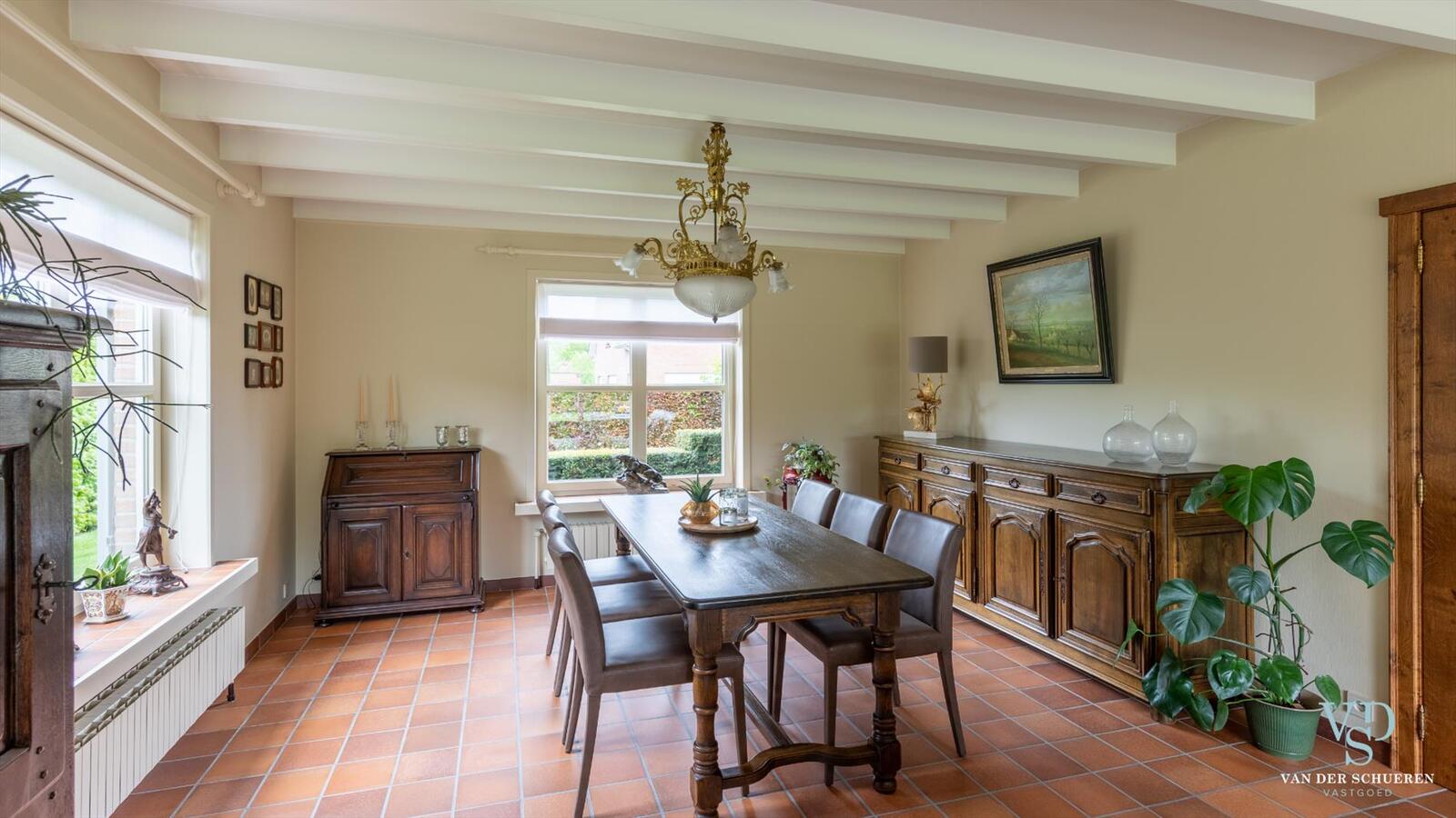 Zeer energiezuinige villa met unieke ligging (Kruisembos). 