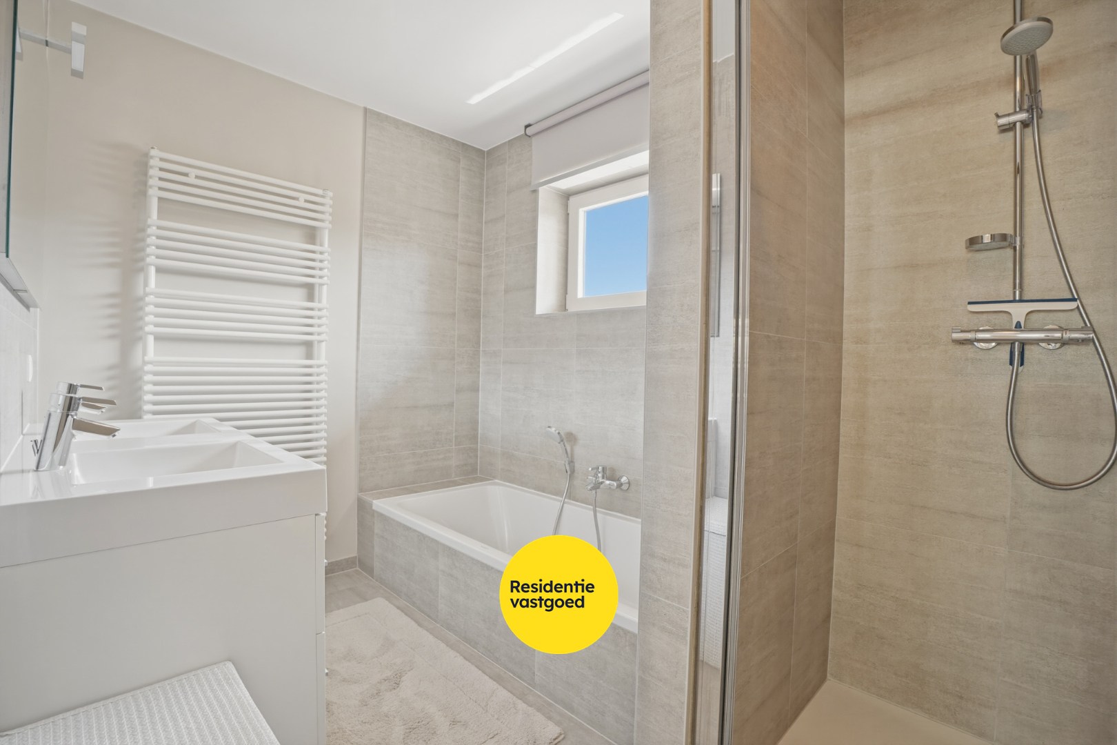 Prachtig instapklaar appartement (86m²) bj 2016 met 2 terrassen (30m²) te Nieuwpoort-Stad 