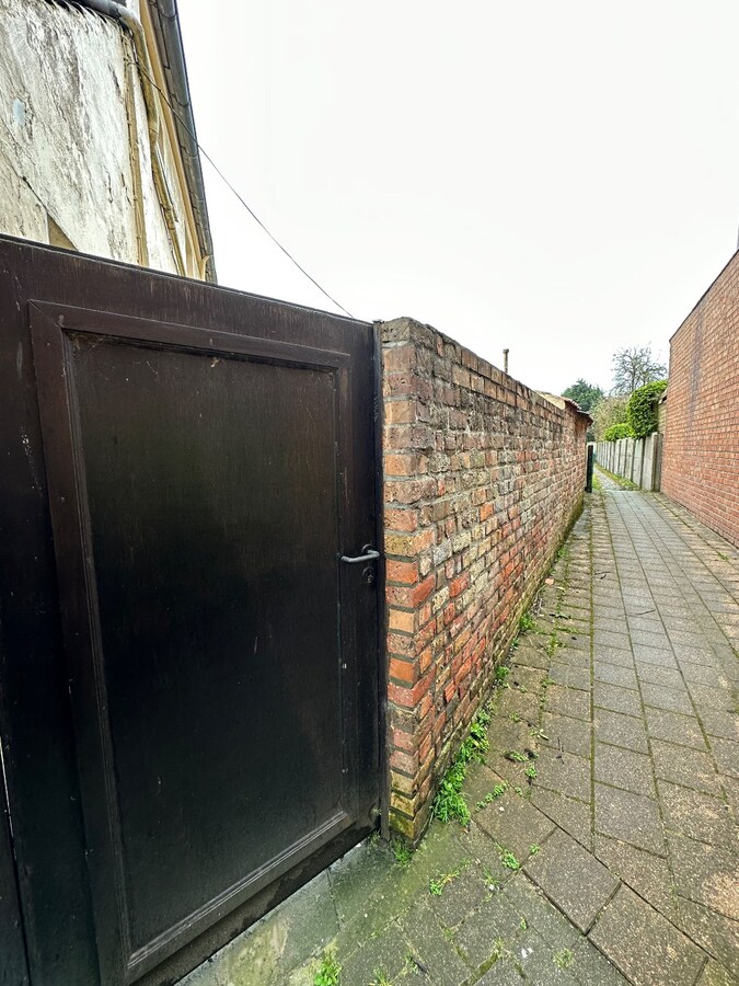 Woning met 3 slaapkamers en garage te Snaaskerke 