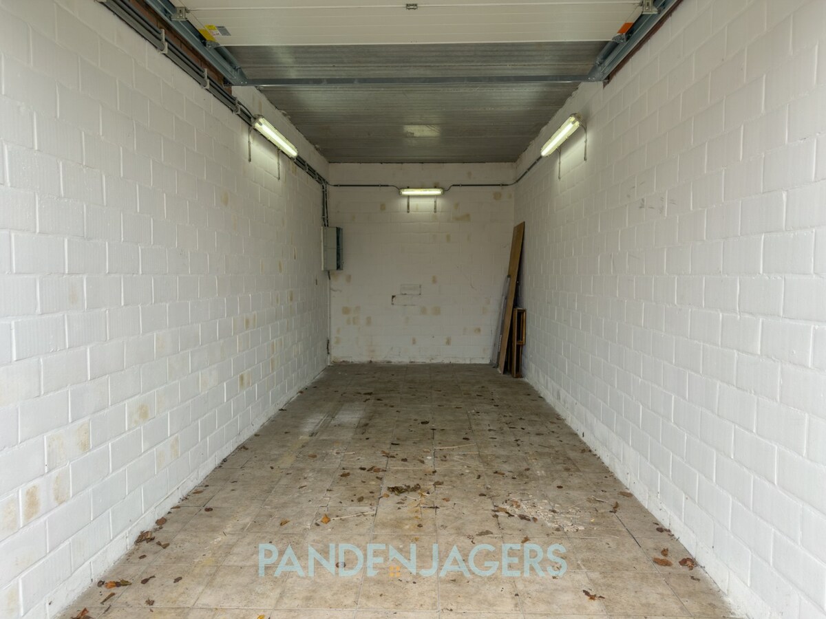 Unieke kans: ruime garage in felbegeerde wijk te Duffel 