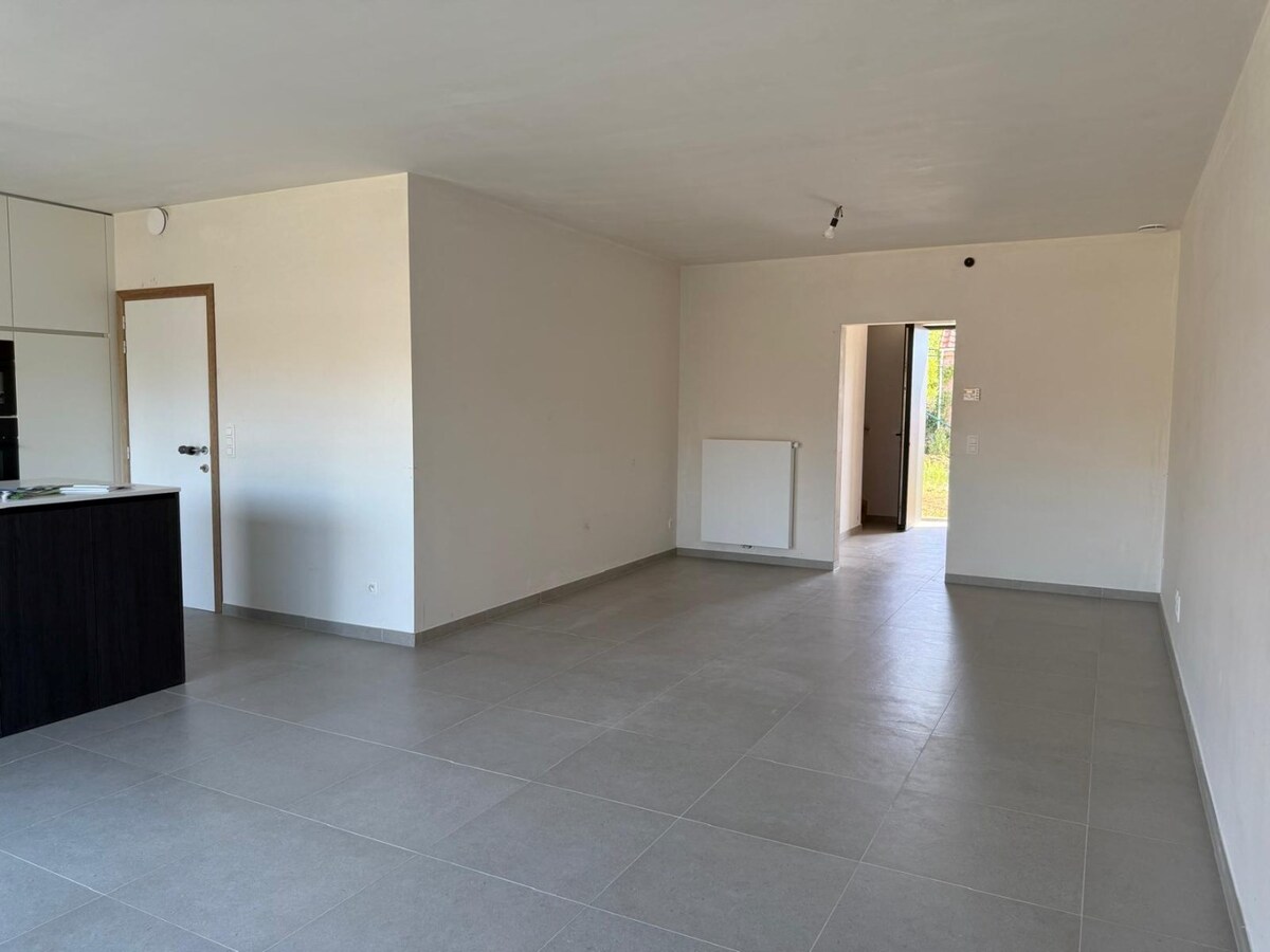 Instapklare nieuwe woning in een rustige woonwijk 