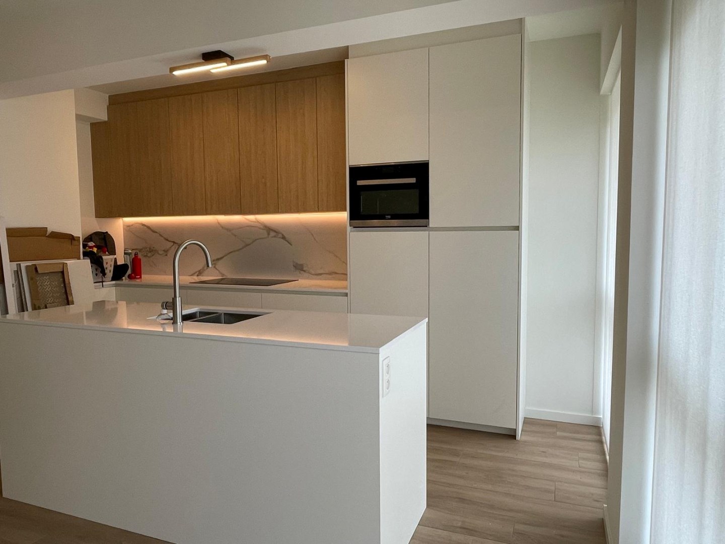 Prachtig gelijkvloers appartement met 3 slaapkamers en terras, midden in het centrum! 