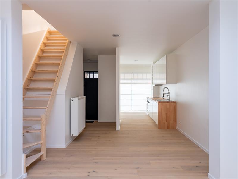 Compleet gerenoveerde woning op toplocatie 