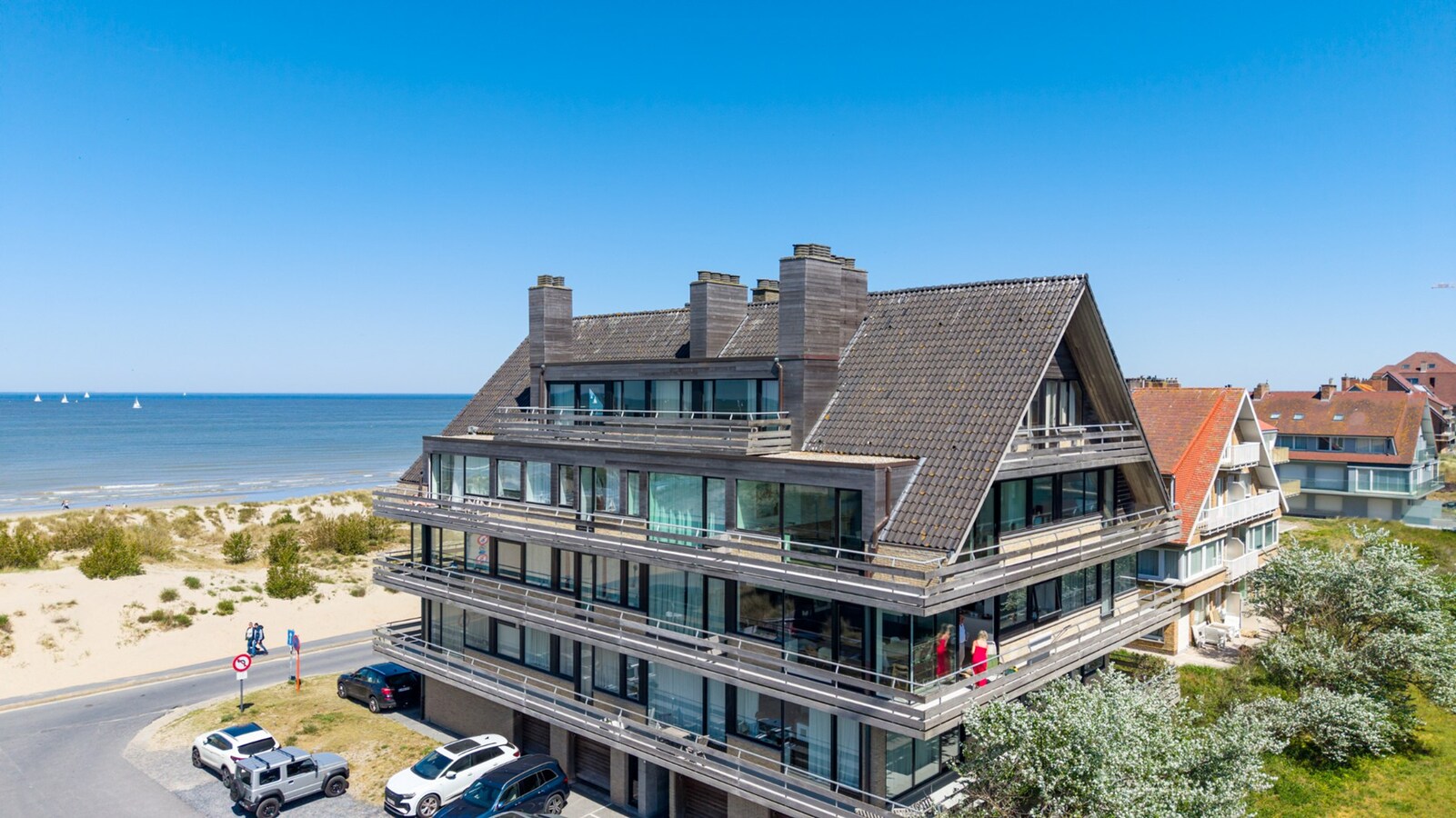 Exclusief appartement met adembenemend zeezicht te Groendijk – Oostduinkerke! 