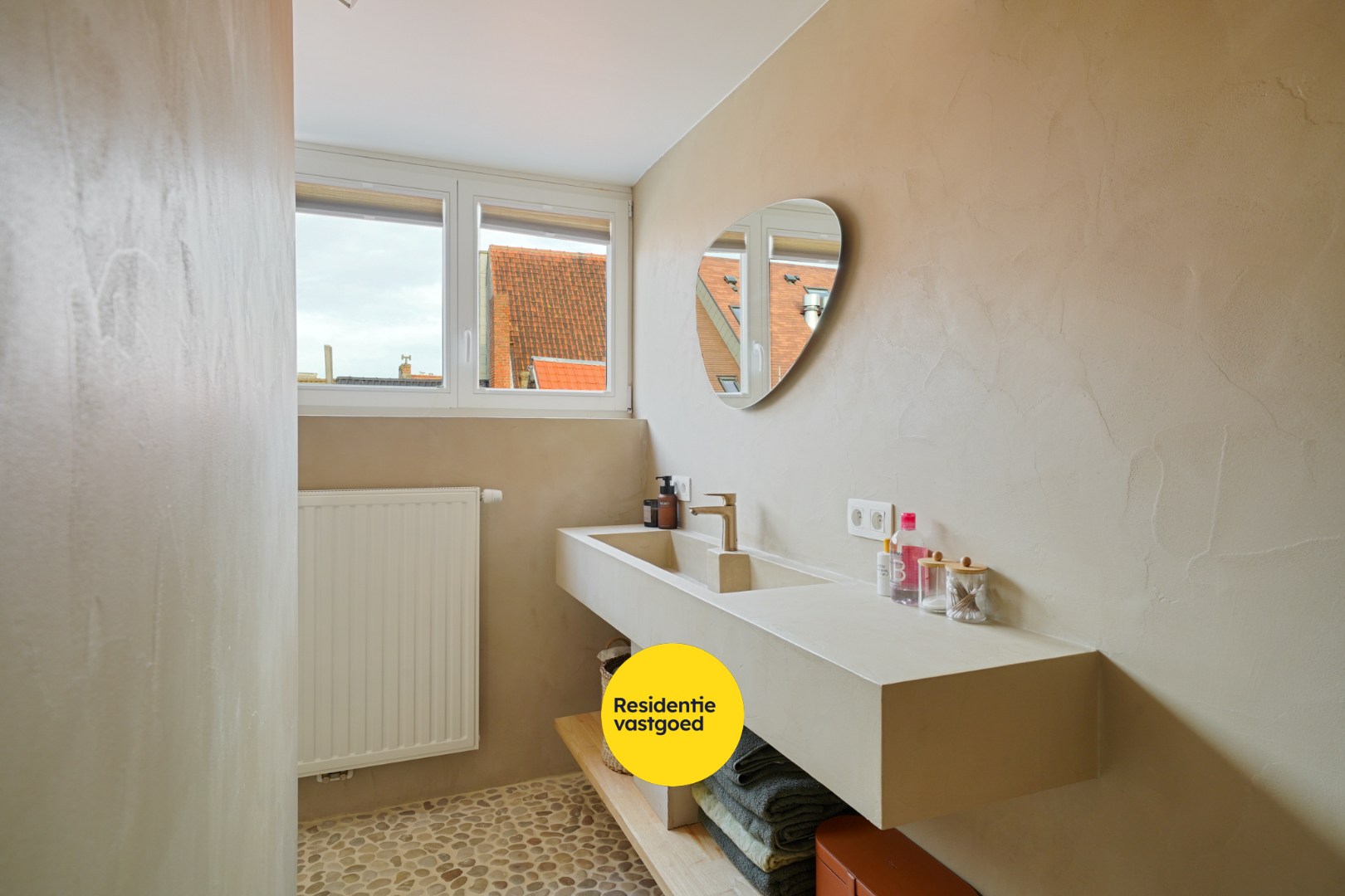 Stijlvol gerenoveerd appartement met karakter in het historisch centrum van Oostende 