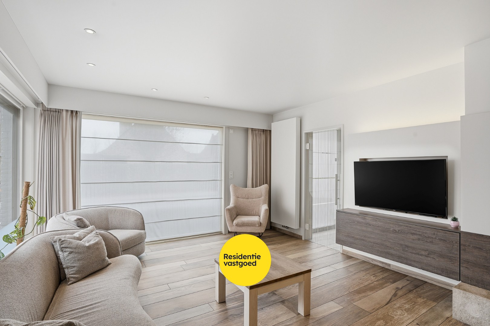 Volledig instapklare open bebouwing in het centrum van Eernegem 