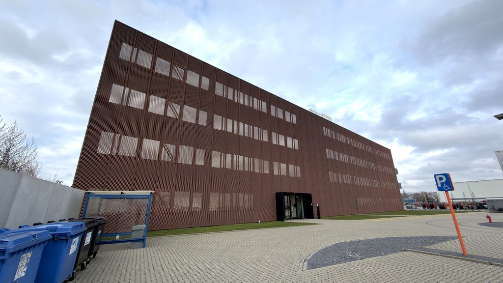 Duurzame kantoren te huur in industriezone te Hoboken