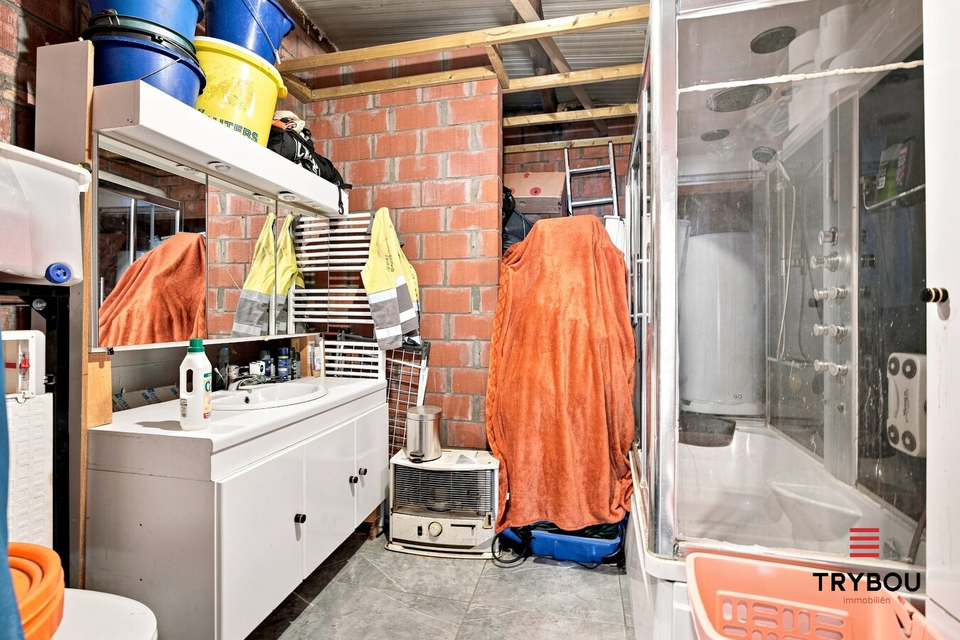 Woning met 4 slaapkamers op centrale ligging 