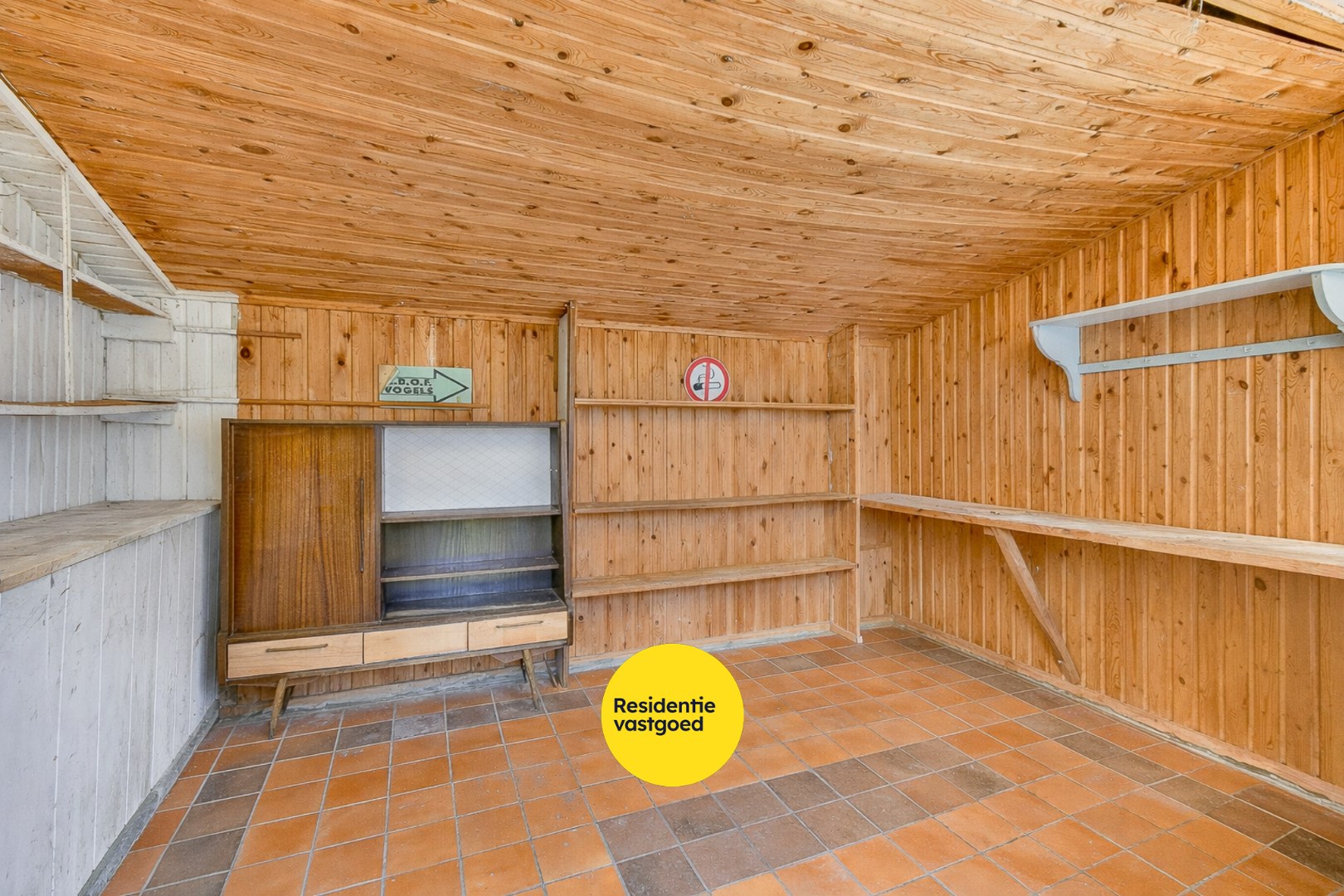 Te renoveren halfopen bebouwing met tuin en groot potentieel 