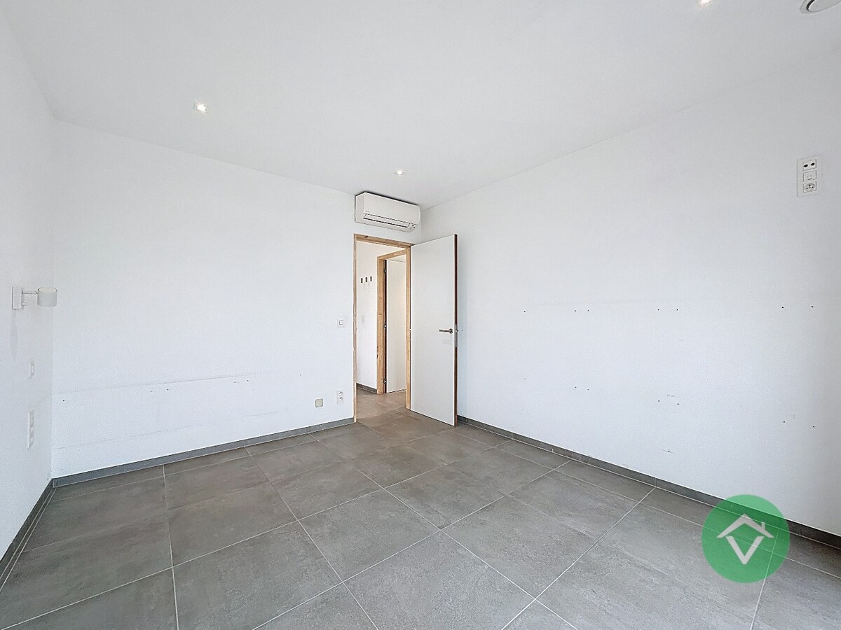 Prachtig dakappartement te Koekelare. 