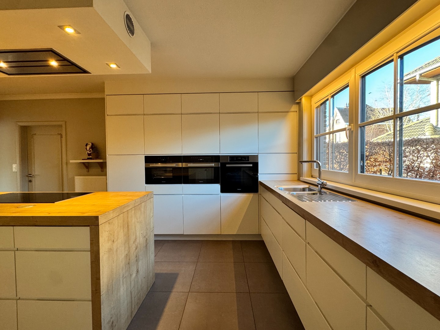 Stijlvolle villa met tal van mogelijkheden te Zulte 