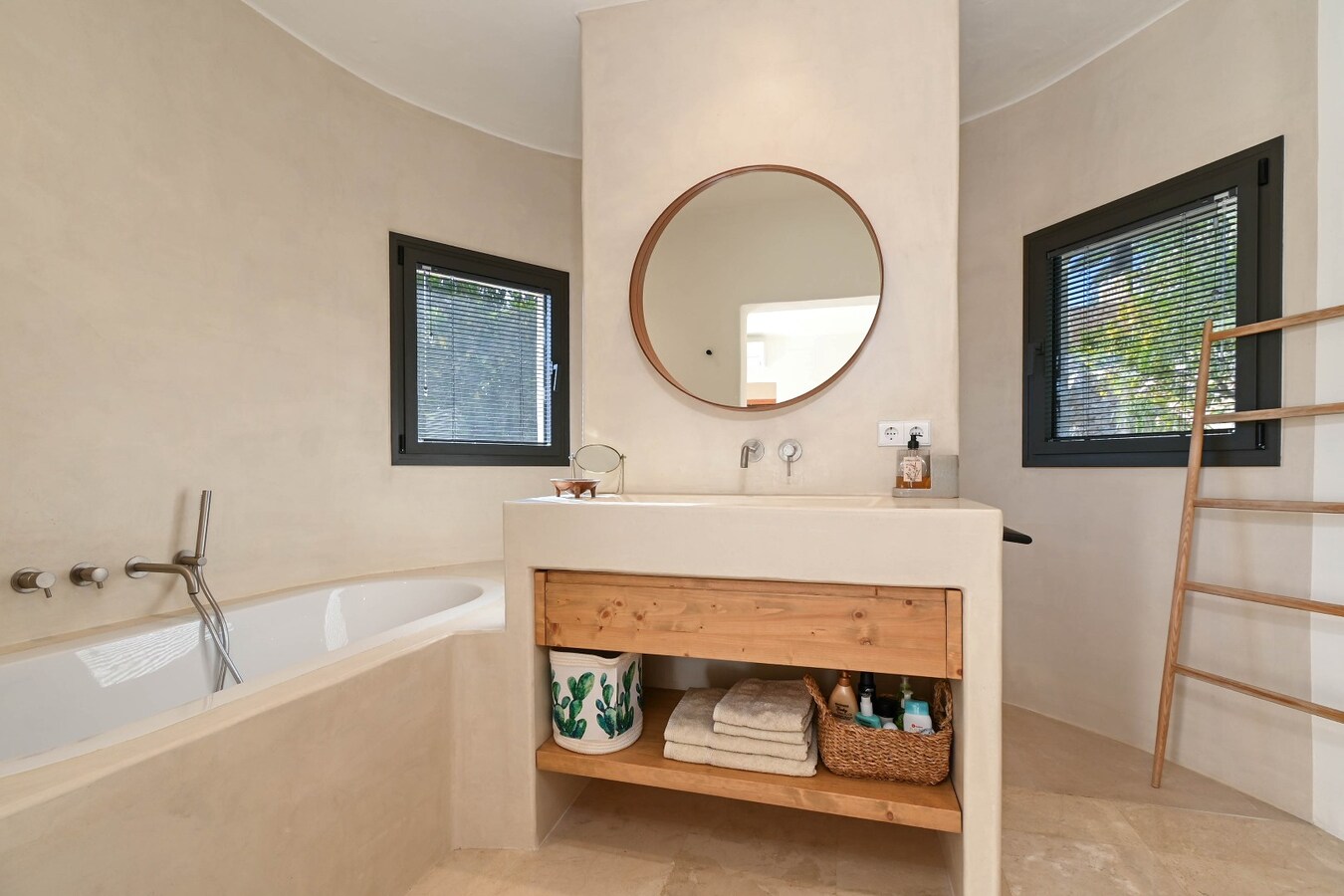 Villa Amare – Elegant wonen in Ibizastijl aan de Costa Blanca 