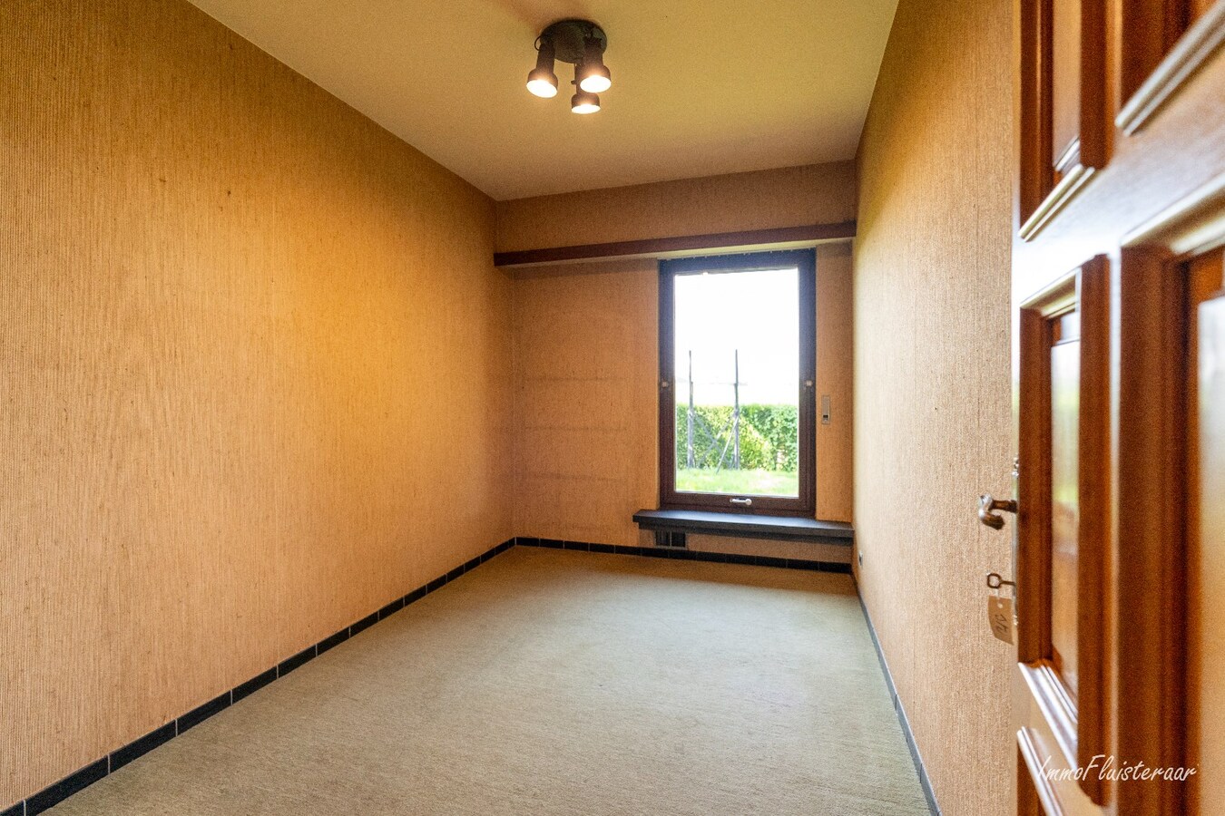 Maison à rénover d'environ 3 717 m2 à Rijkevorsel (option d'achat supplémentaire d'un pré d'environ 8 858 m2 plus loin) 