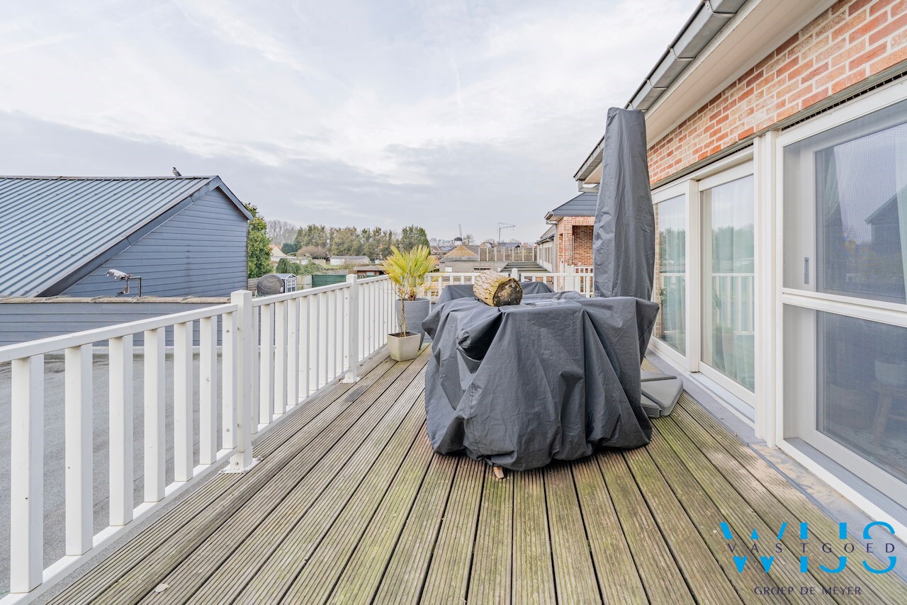 Recent duplexappartement met zeer aangenaam terras te Ertvelde ! 