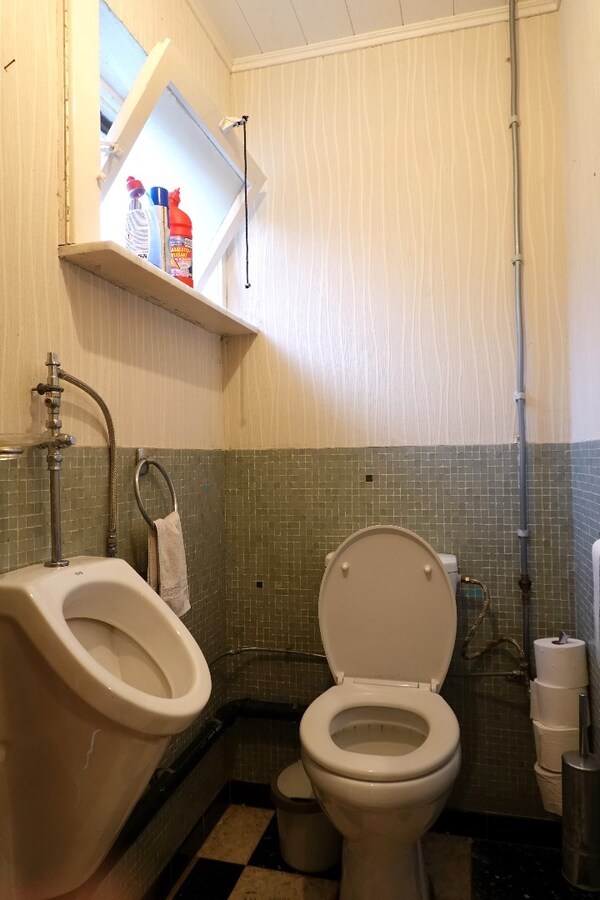 Ruime alleenstaande woning met uitstekende ligging te Ichtegem 