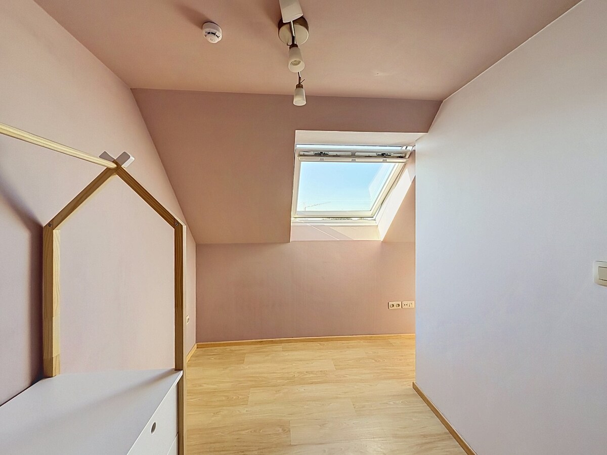 Moderne duplex met 3 slaapkamers te huur in Waarschoot 
