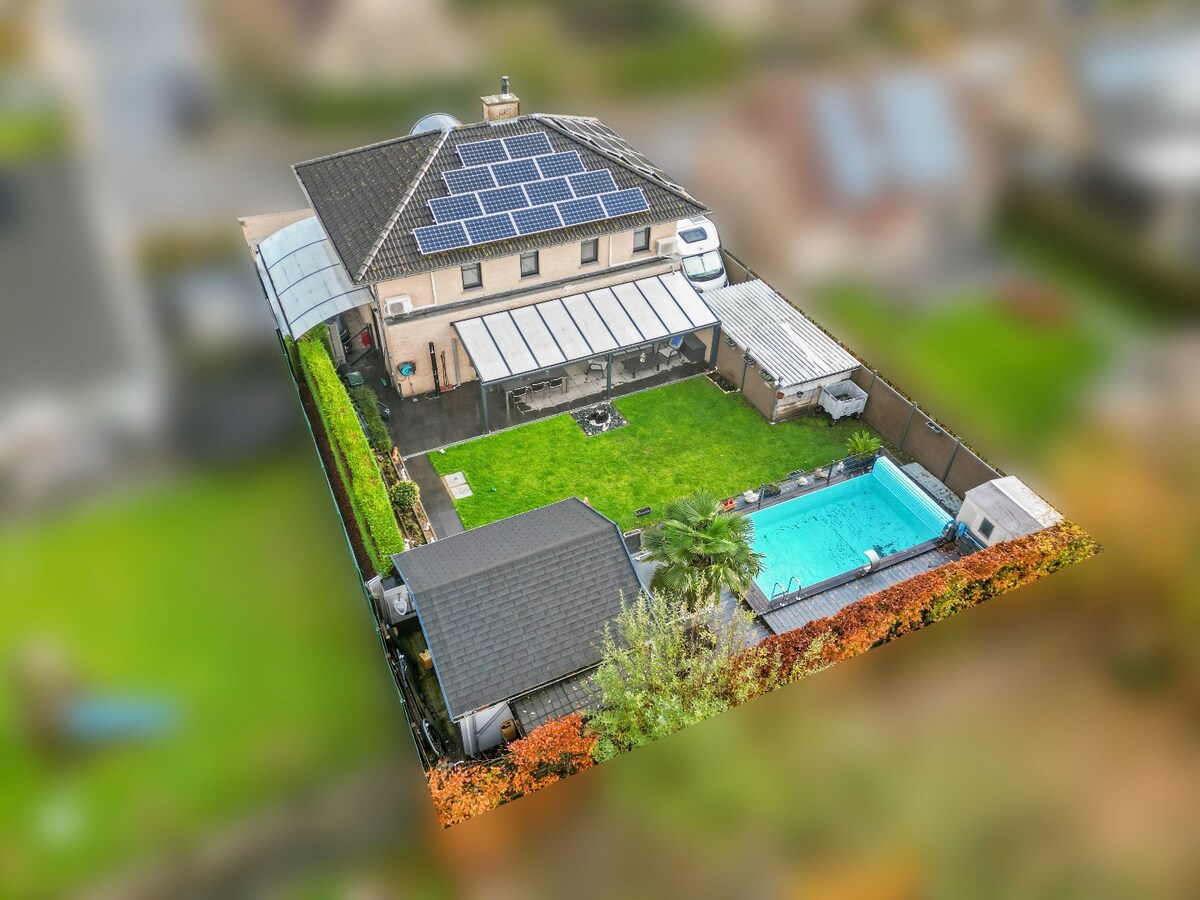 Unieke villa te Aalbeke met moderne voorzieningen en Zwembad! 