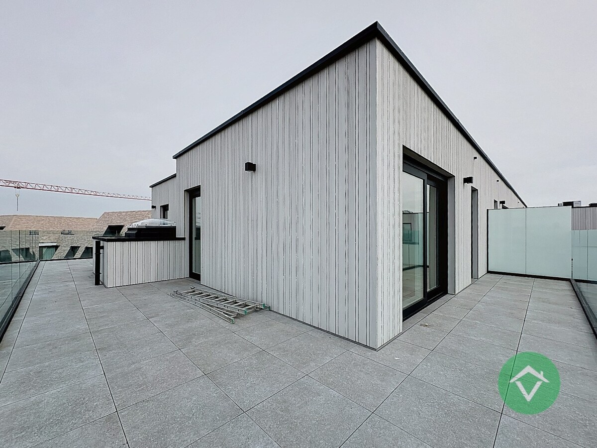 Topper aan de kust: duplex appartement met doorlopend zonneterras 