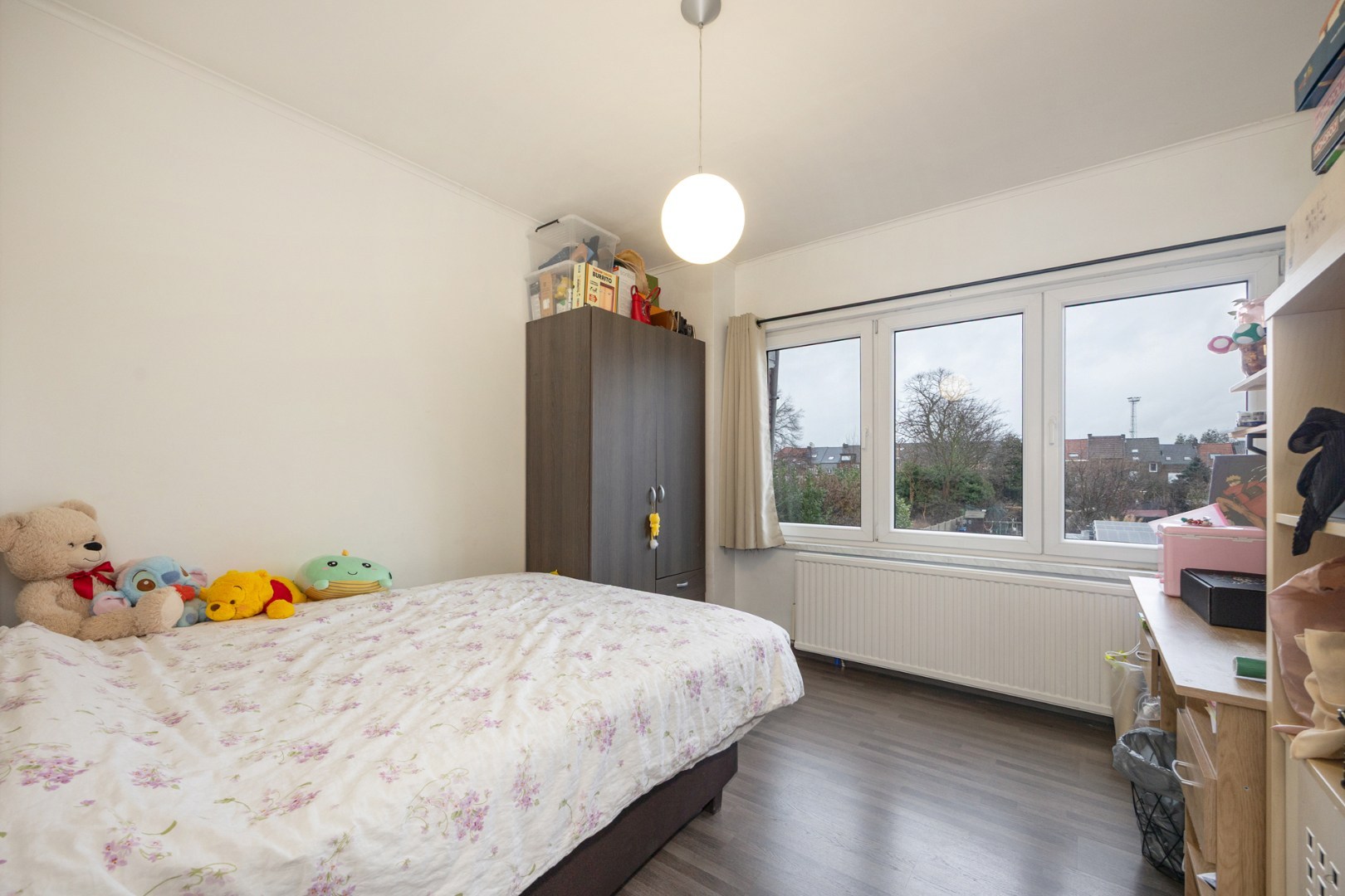 Ruime woning met praktijkruimte 