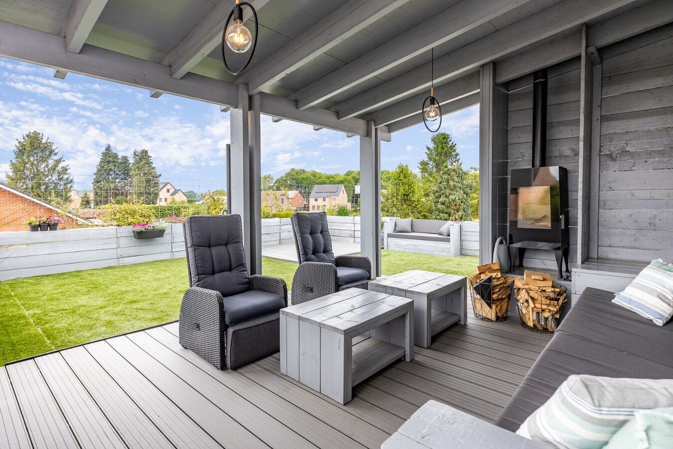 Gerenoveerde duplex met 3 slpk te Pelt! 