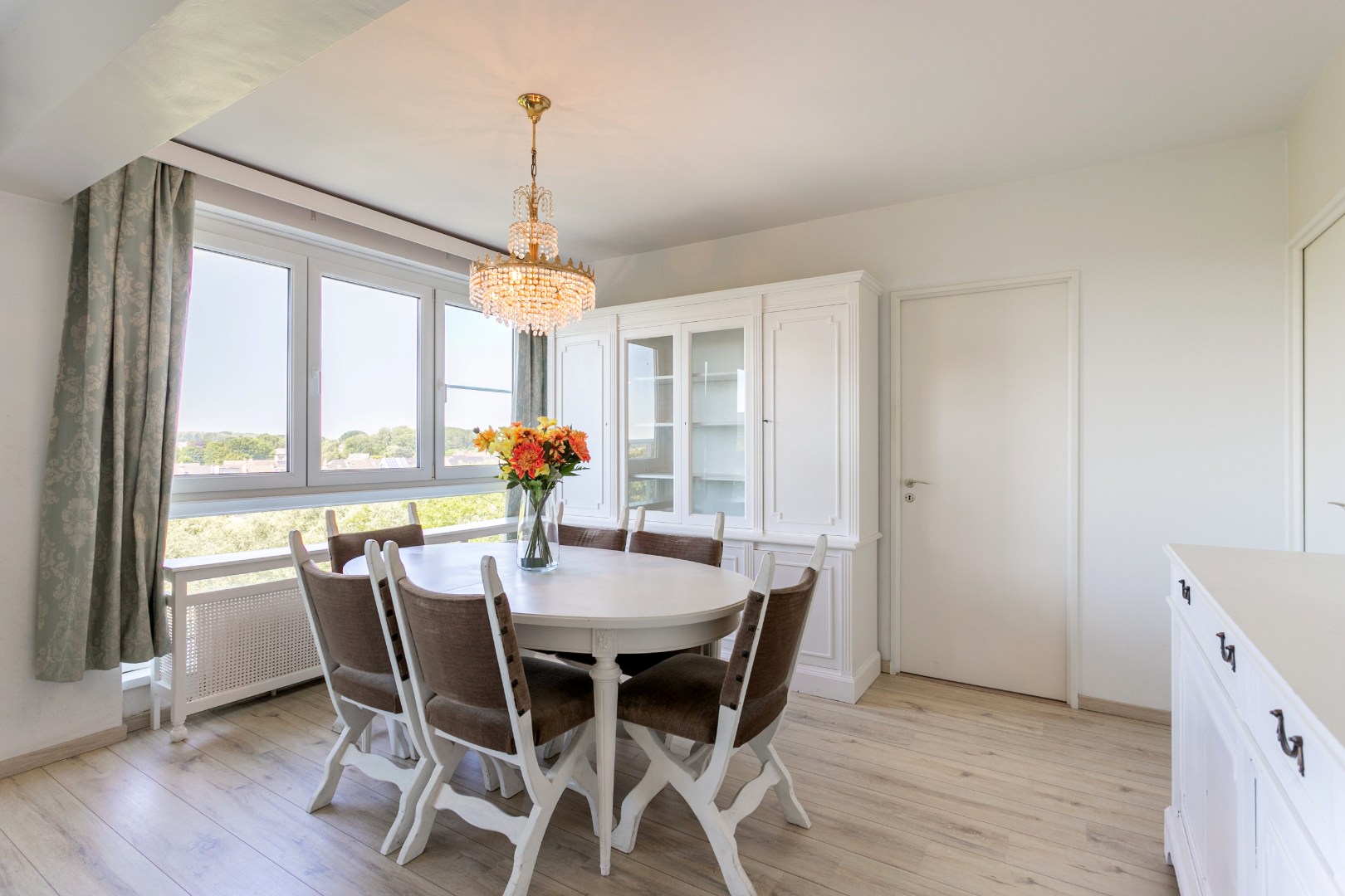 App (82m²) te koop in Breughelpark, met 2 slpks, ruim balkon en kelder 