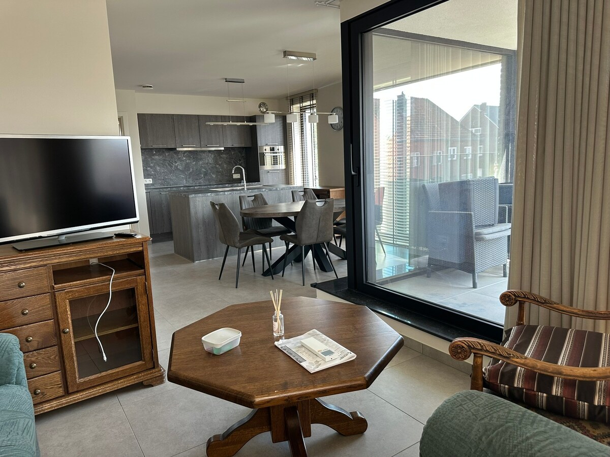 Recent appartement met 2 slaapkamers en terras 