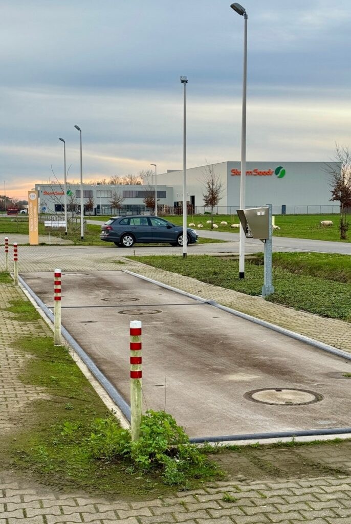 Industrieel KMO gebouw (620m²) 