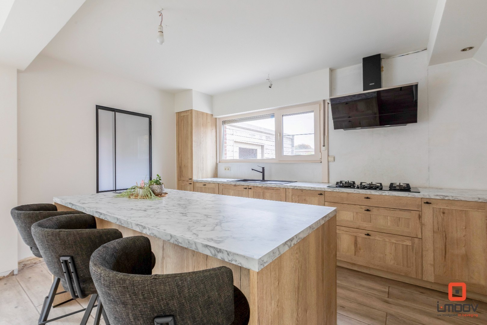 Ruime gezinswoning te koop met potentieel in Ertvelde 