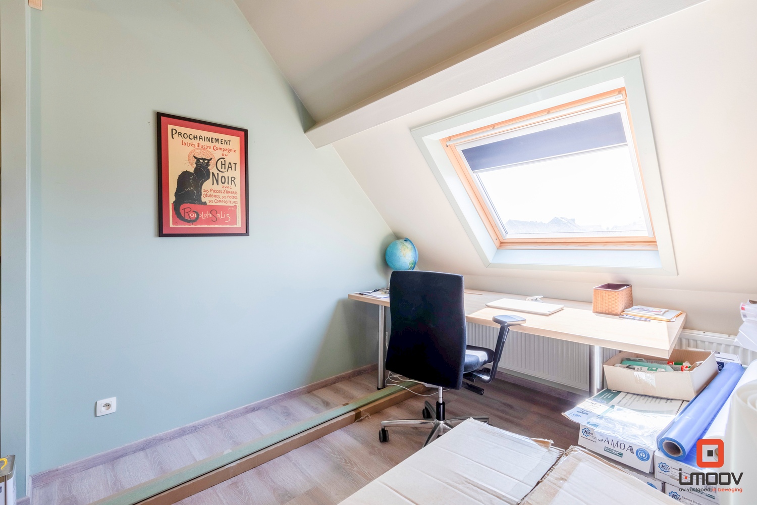 Lichtrijk en instapklare 4 slaapkamer woning 