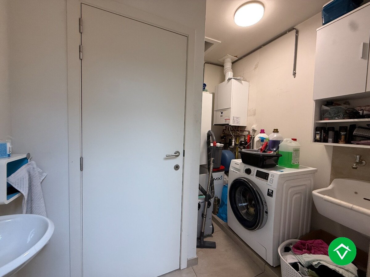 Rijwoning met 3 slaapkamers en tuin te Roeselare 