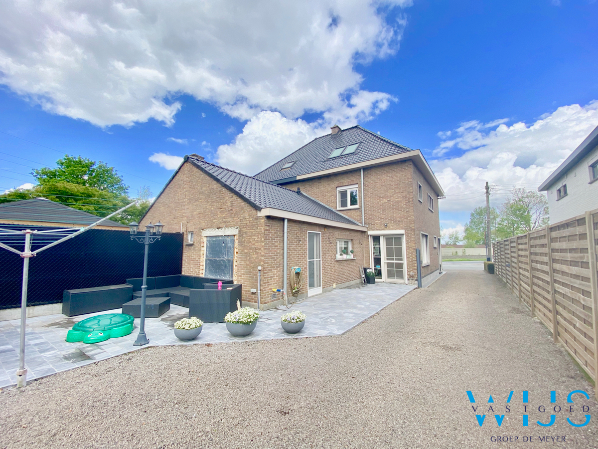 Instapklare gezinswoning met ZUIDgerichte tuin te Evergem! 