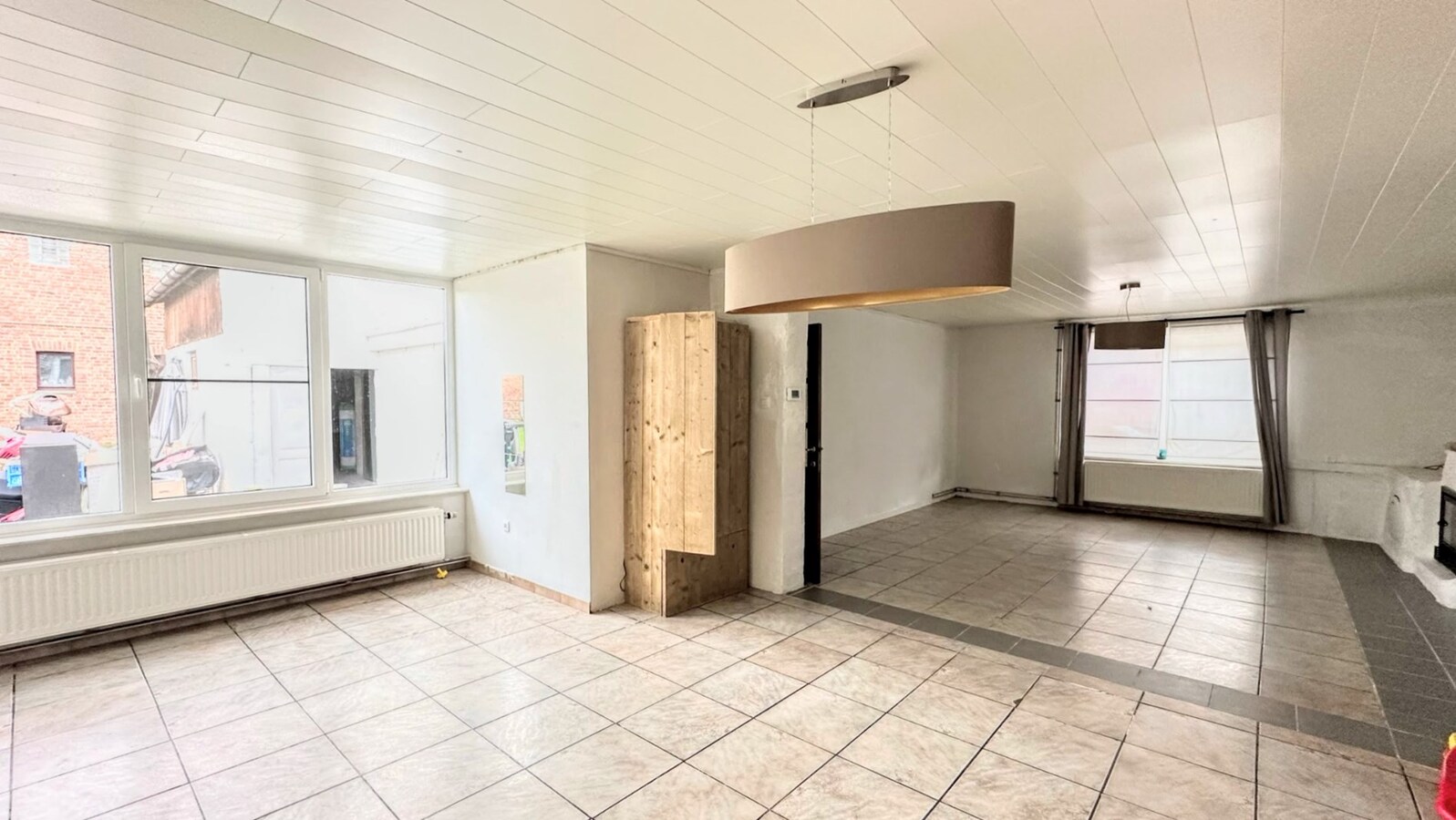 Ruime gezinswoning op zonnig perceel van 1175 m² 