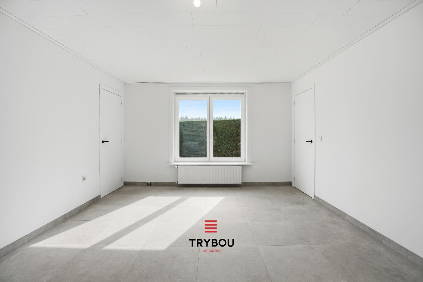 Ruime halfopen woning met 6 slaapkamers in Houthulst! 