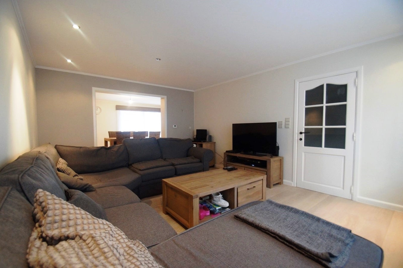 Mooie gezinswoning met garage - Heist 