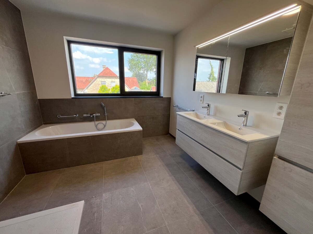 Nieuwbouw bel-etage in hartje Dikkelvenne 